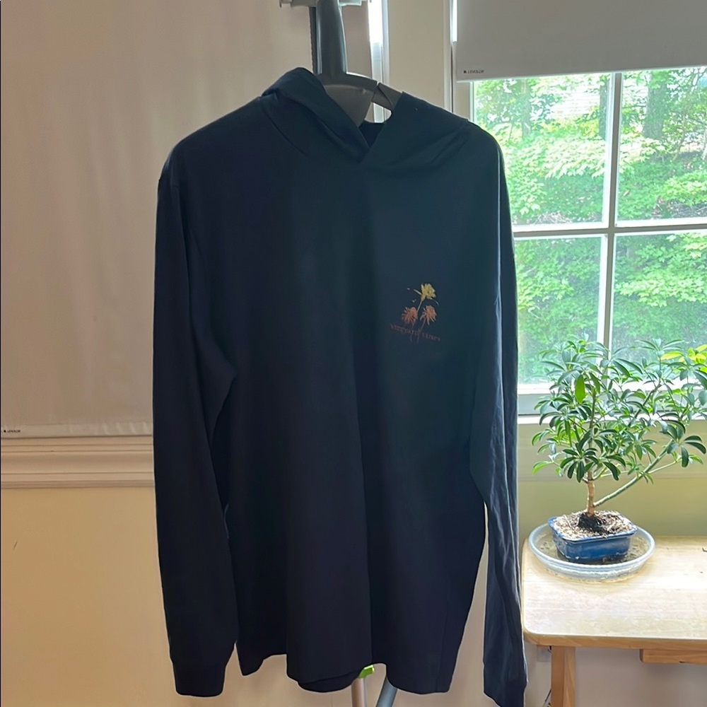 Vineyard Vines Navy Hoodie with Palm Tree Design